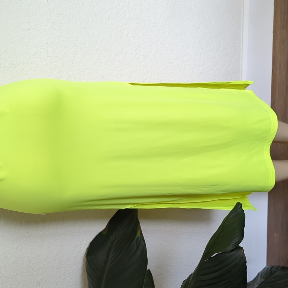 Posh Peanut Neon Green Maxi Dress Small - Picture 5 of 8